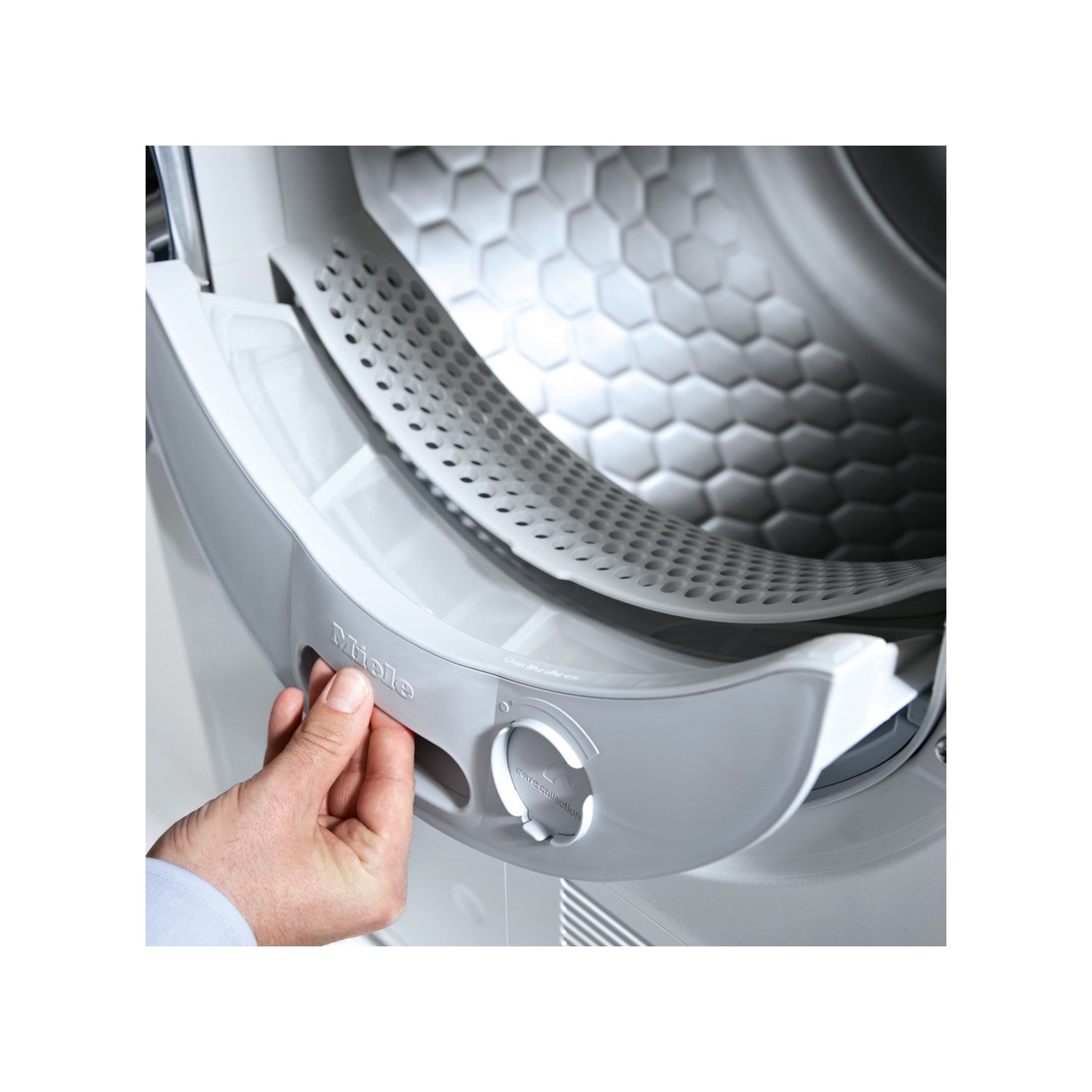 Miele 8kg Freestanding Heat Pump Tumble Dryer - White