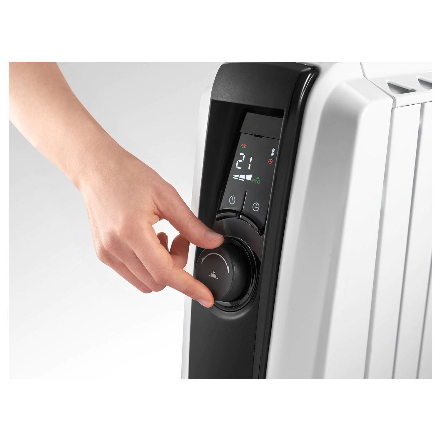 Refurbished DeLonghi Dragon 4 oil filled radiator